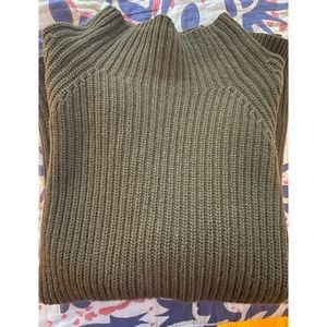 Theory ribbed mock neck sweater- size large
